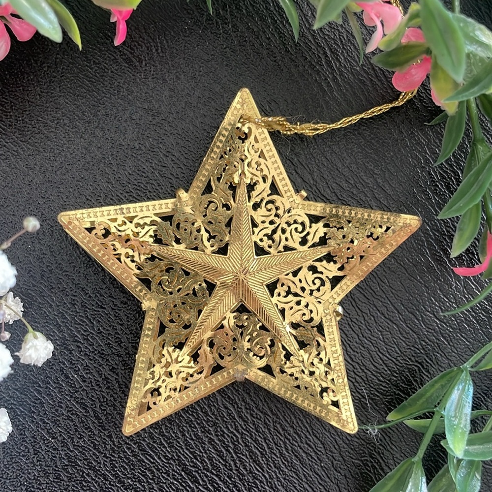 Gold Metal Star Ornament
